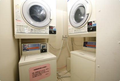 写真：コインランドリー