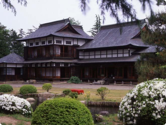 写真：米沢市上杉記念館（旧上杉伯爵邸）