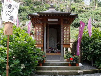 写真：前田慶次ゆかりの地（堂森善光寺）