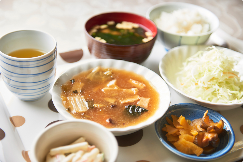 朝食