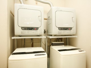 写真：コインランドリー