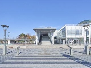 写真：JR＆東武鉄道「佐野駅」徒歩3分