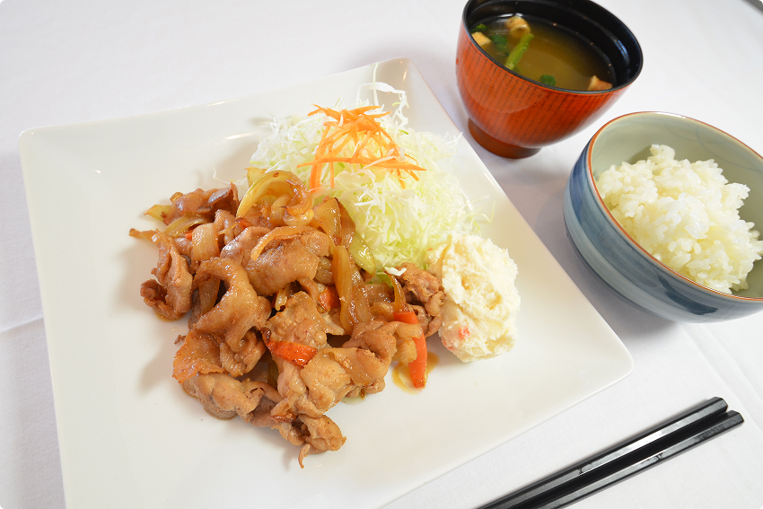 朝食