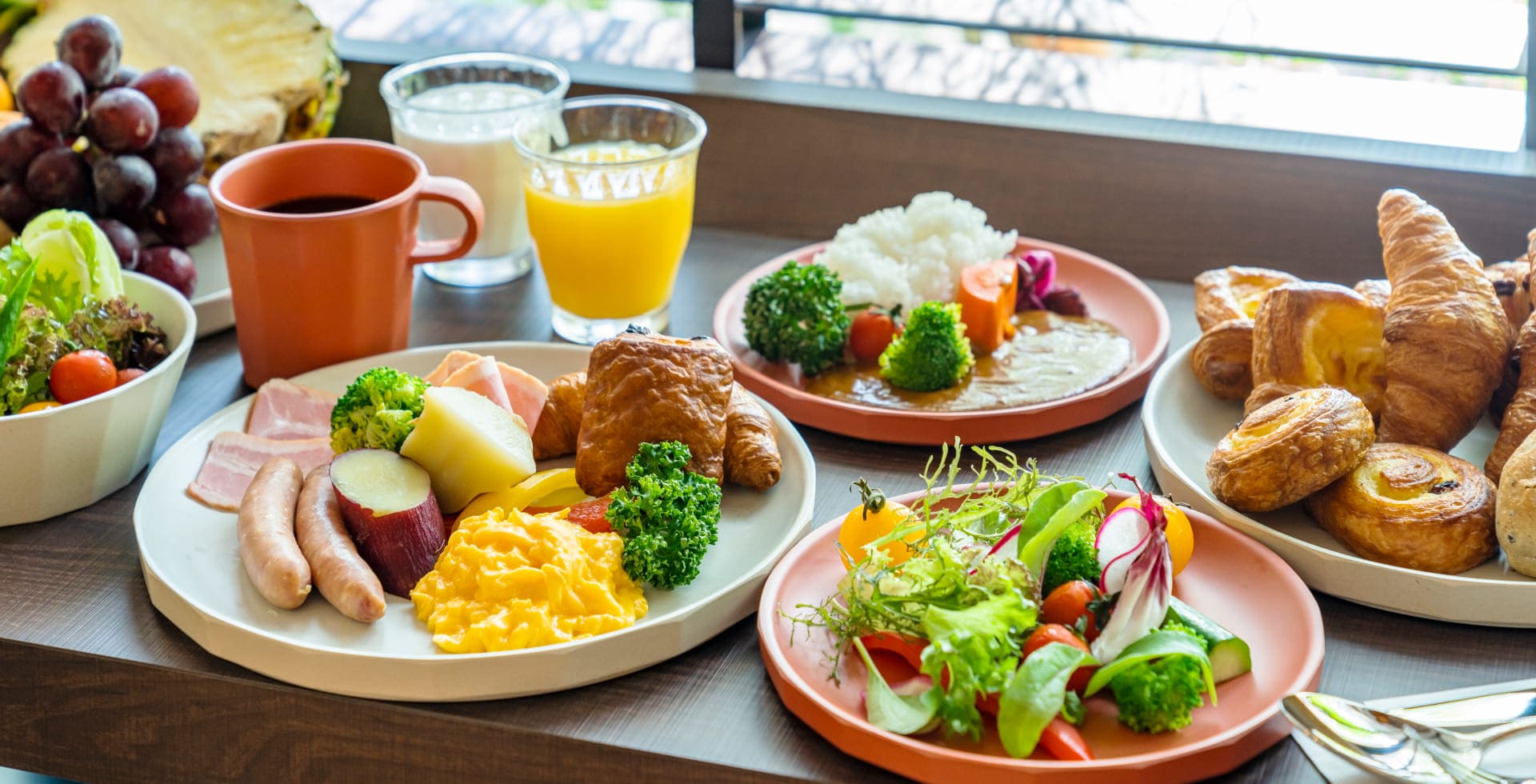 朝食
