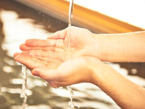 写真：お肌に優しいナノ水を全館で採用