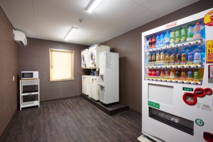 自動販売機（ソフトドリンク）／製氷機
