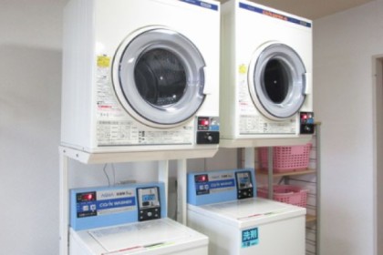8F コインランドリー