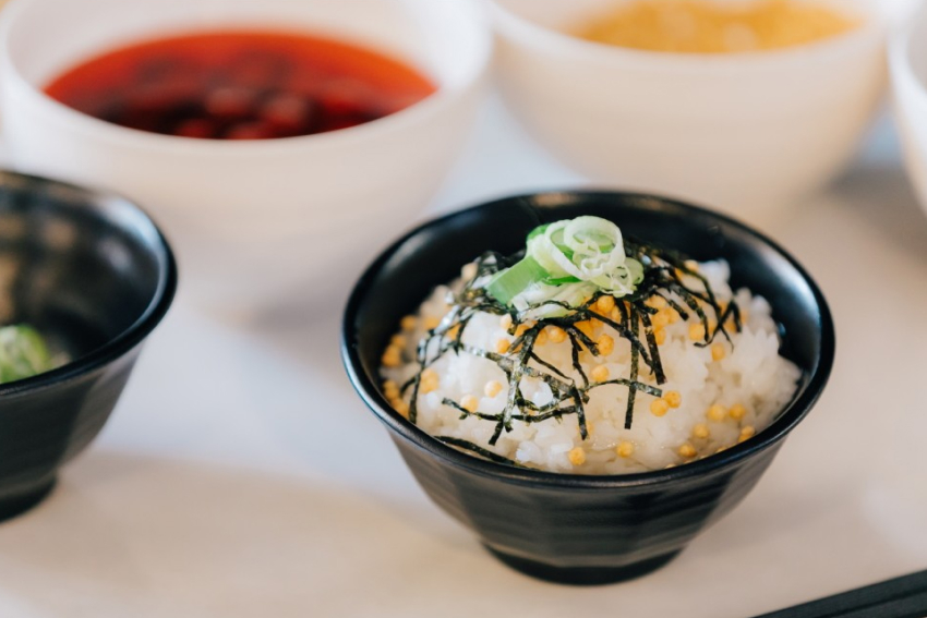 朝食