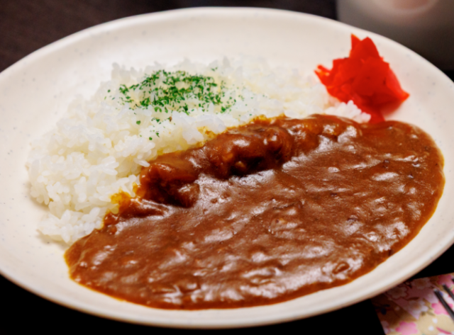 セレクトホテルズカレー:ほてる寛楽三島大通り