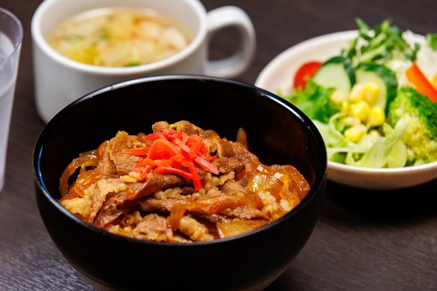 金の牛丼:ホテル寛楽プレミア宇都宮