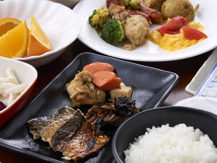 朝食