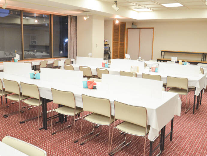 朝食会場